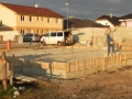 Položenie rohoží na kamenné podložie